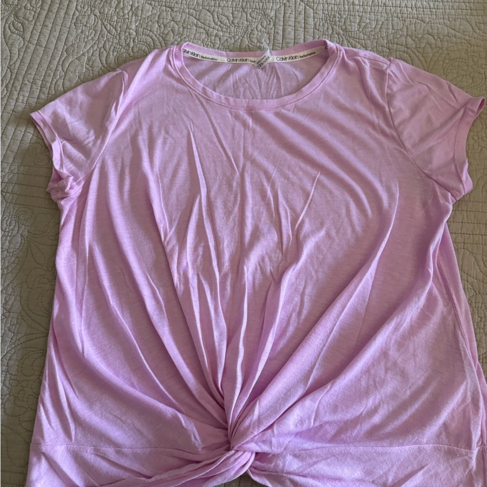 Calvin Klein Light Pink Short-Sleeve Twist-Front Tee